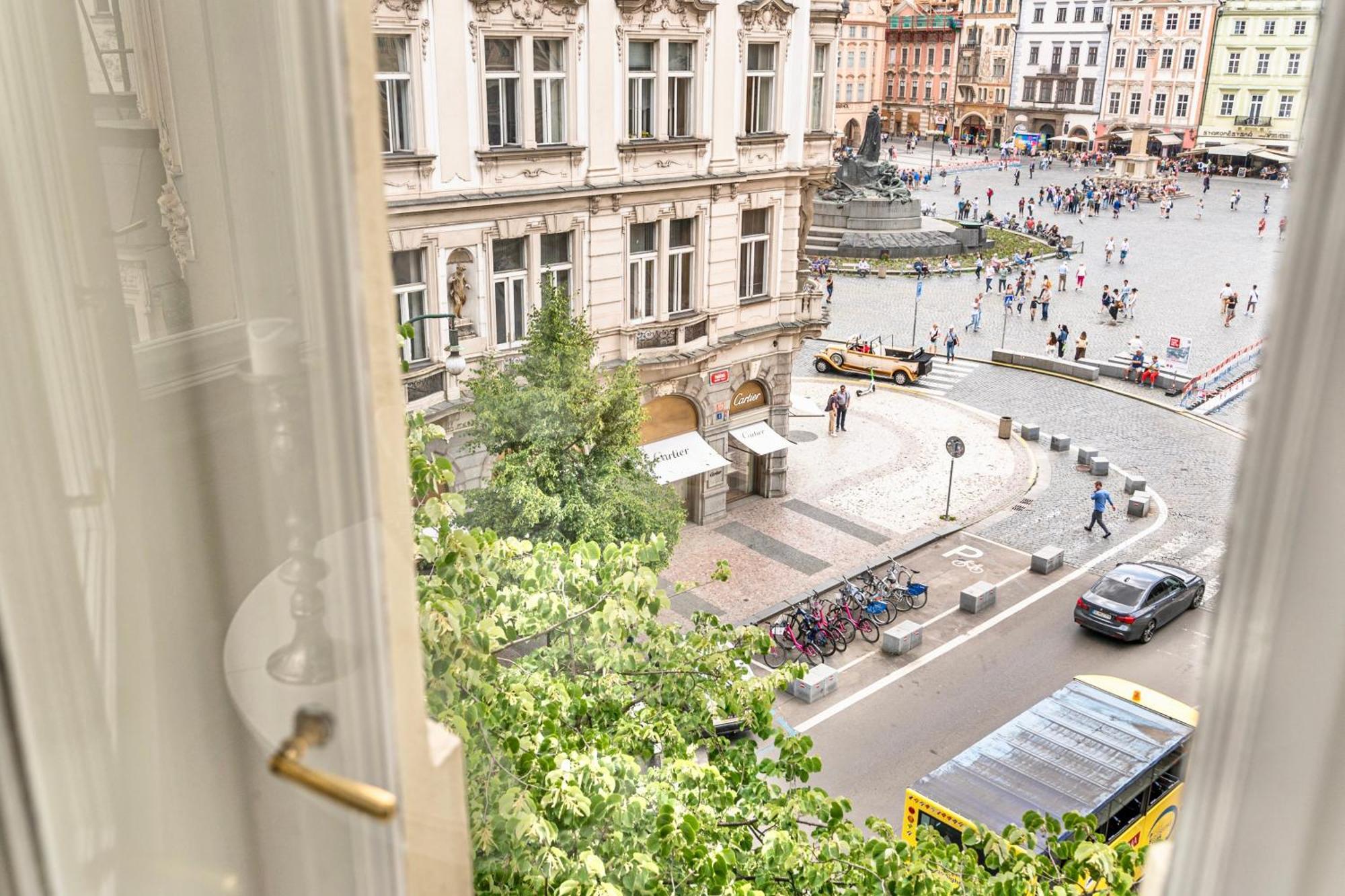 The Old Town Square & Parizska Apartments Prága Kültér fotó