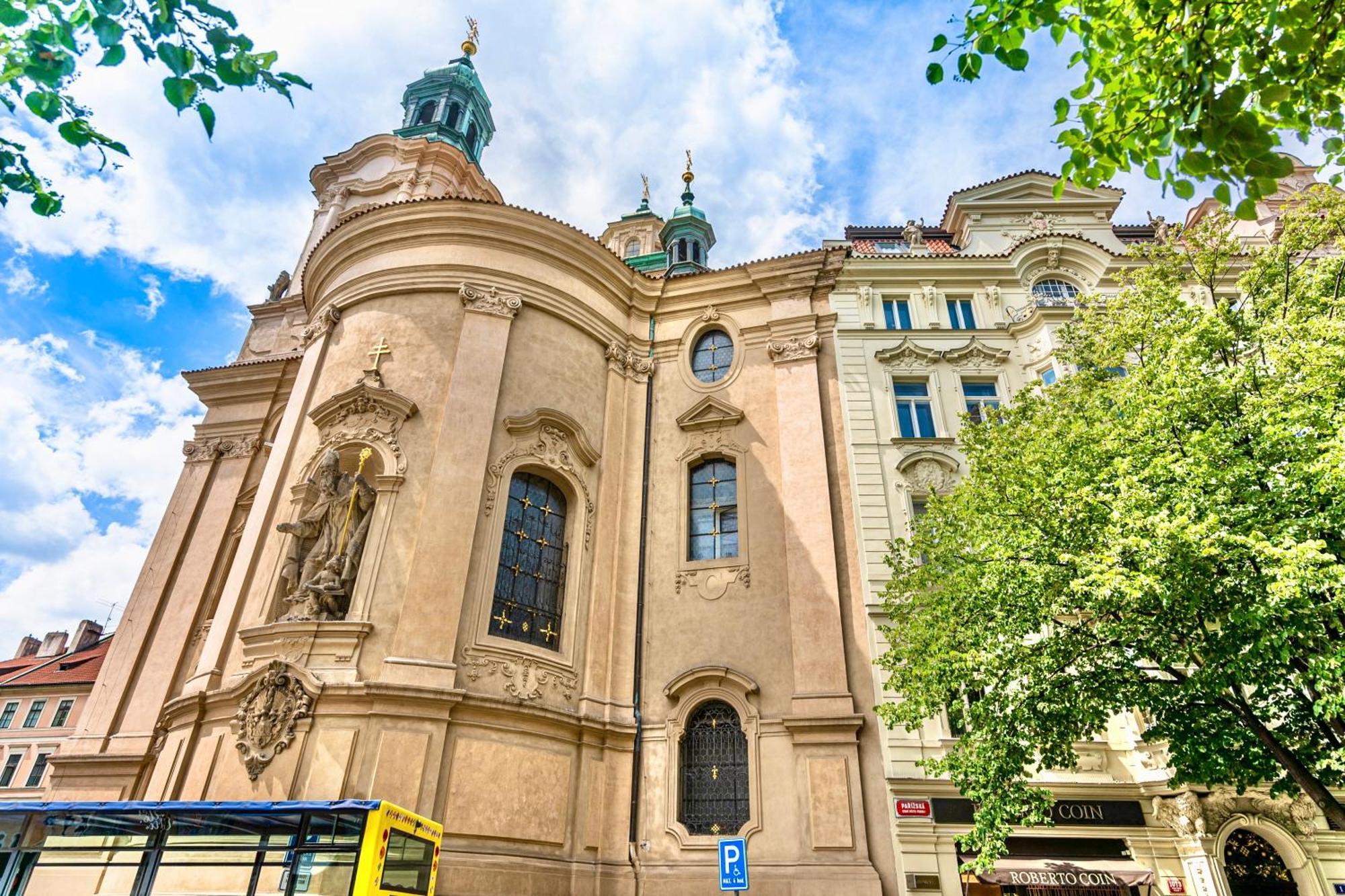 The Old Town Square & Parizska Apartments Prága Kültér fotó